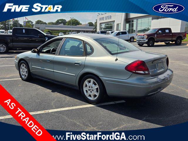 2005 Ford Taurus SE
