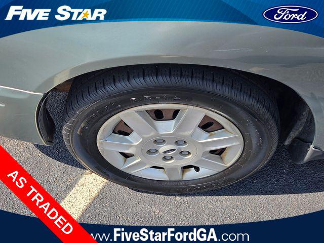 2005 Ford Taurus SE