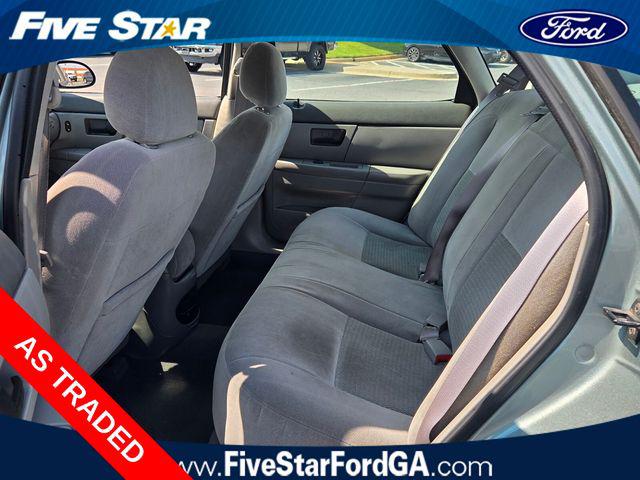 2005 Ford Taurus SE
