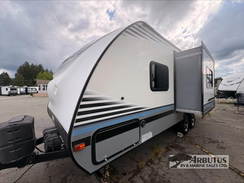 2017 Forest River Surveyor 201RBS TRAVEL TRAILER