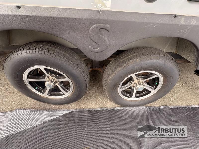 2017 Forest River Surveyor 201RBS TRAVEL TRAILER