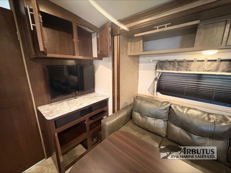 2017 Forest River Surveyor 201RBS TRAVEL TRAILER