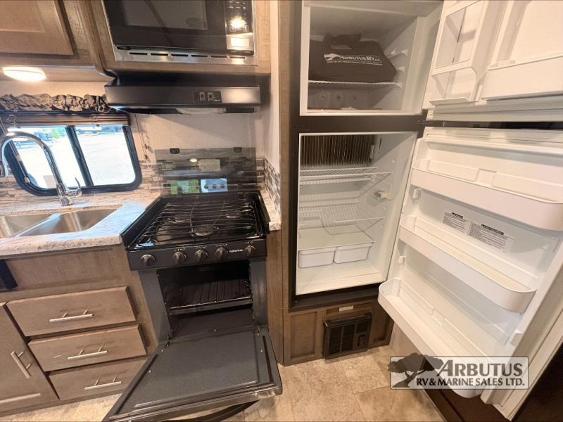 2017 Forest River Surveyor 201RBS TRAVEL TRAILER