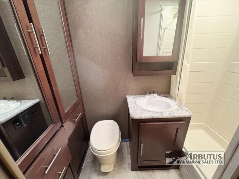 2017 Forest River Surveyor 201RBS TRAVEL TRAILER