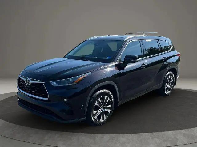 2021 Toyota Highlander XLE for sale in Altavista, VA