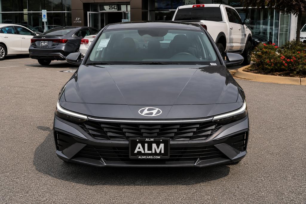 New 2026 Gray Hyundai SEL Sport Plus image 2