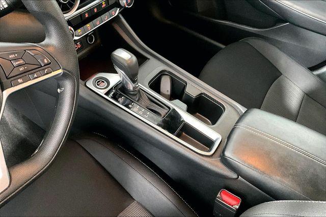 Used 2024 Nissan Sentra SV Xtronic CVT For Sale in Olive Branch, MS