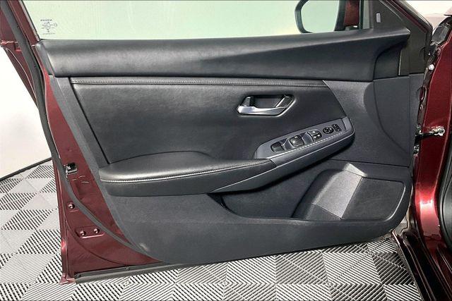 Used 2024 Nissan Sentra SV Xtronic CVT For Sale in Olive Branch, MS