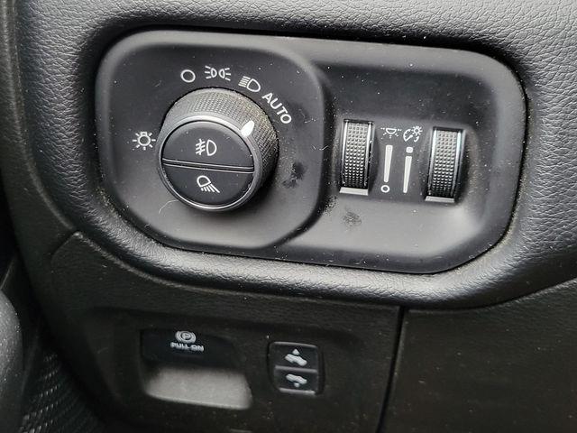 2019 Ram 1500 Big Horn/Lone Star Quad Cab 4x4 64 Box