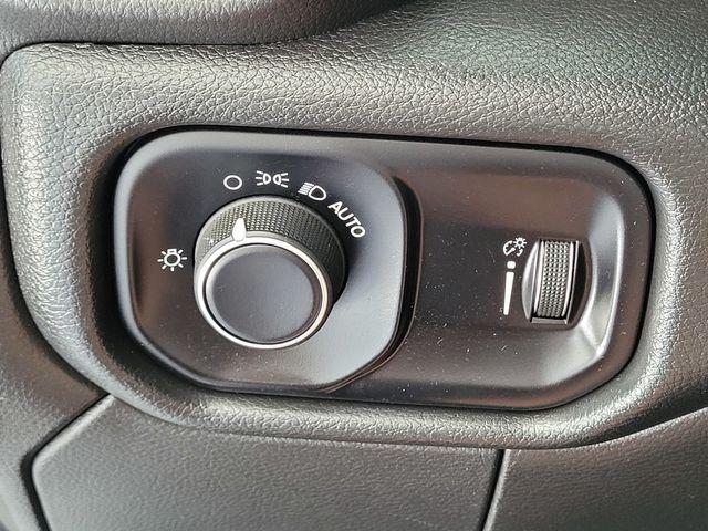 2024 Ram 3500 Tradesman/SLT/Laramie/Limited