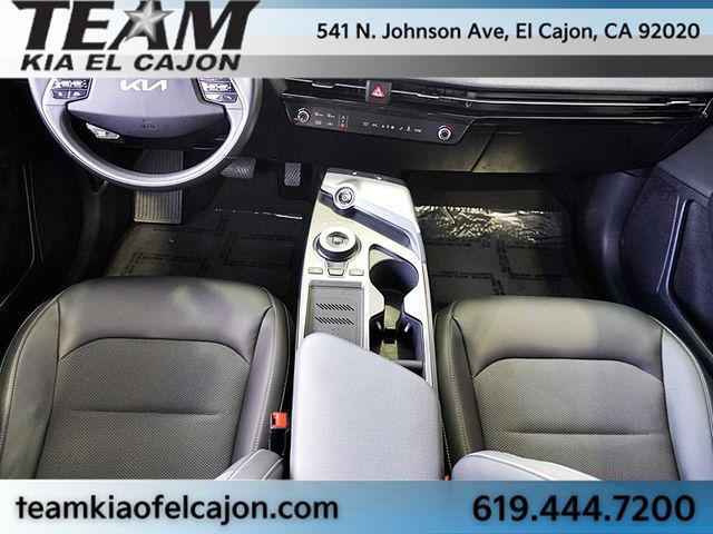 2023 Kia EV6 Light