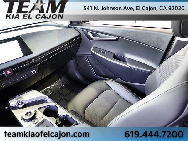 2023 Kia EV6 Light