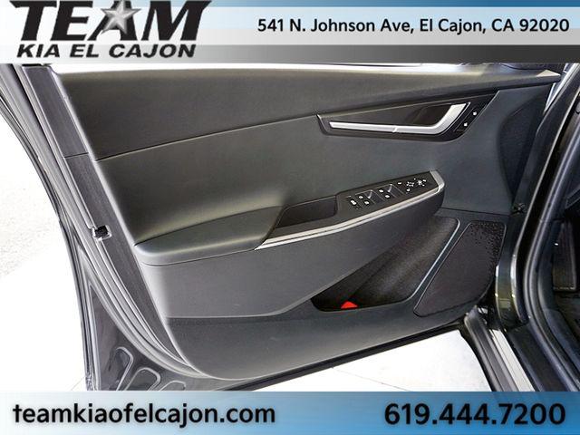 2023 Kia EV6 Light