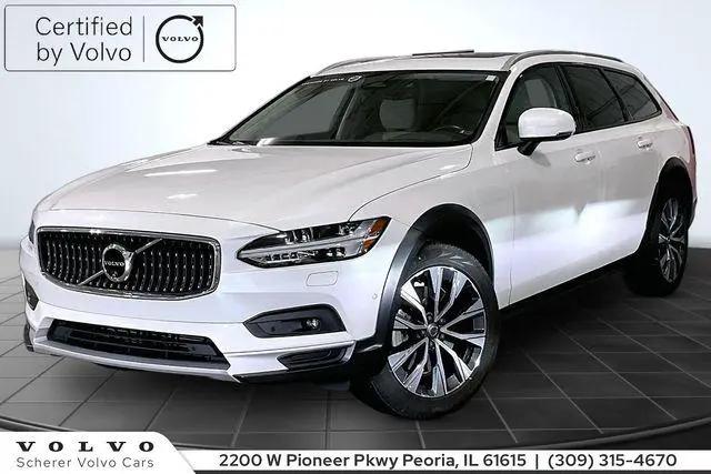 2025 Volvo V90 Cross Country Plus, B6 AWD Gas mild hybrid for sale in Peoria, IL