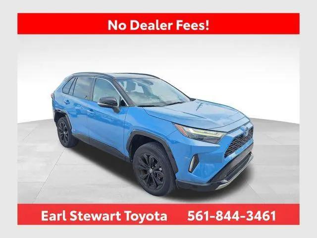2022 Toyota RAV4 Hybrid XSE for sale in Lake Park, FL