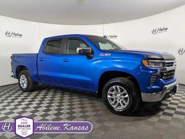 2022 Chevrolet Silverado 1500 4WD Crew Cab Standard Bed LT for sale in Abilene, KS