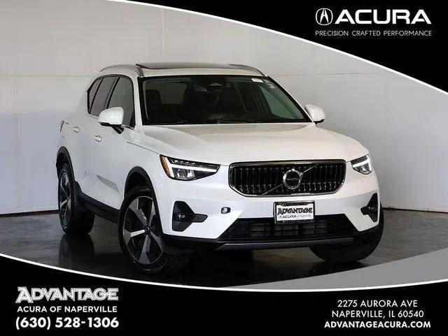 2023 Volvo XC40 B5 Plus Bright Theme for sale in Naperville, IL