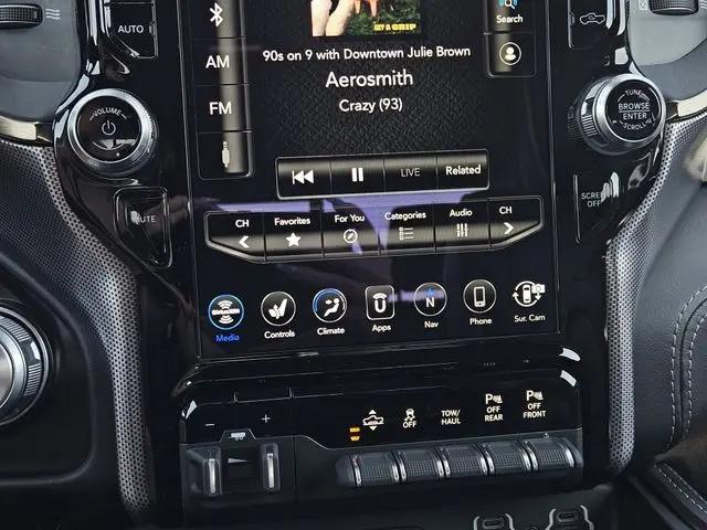 2021 Ram 1500 Limited Crew Cab 4x4 57 Box