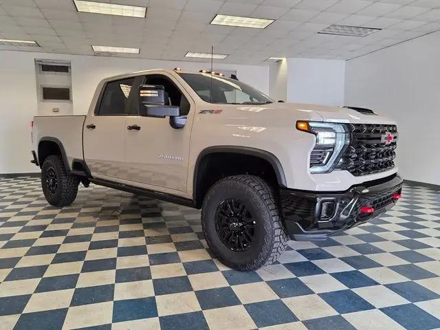 2026 Chevrolet Silverado 2500HD Crew Cab, Standard Bed, XR2, 4WD for sale in Warner Robins, GA
