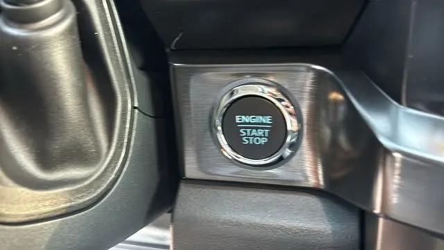 2027 Ford F-350 LARIAT
