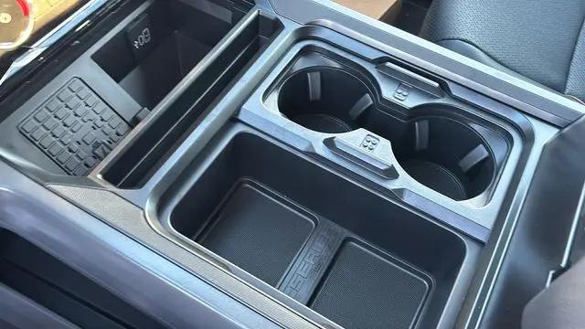 2027 Ford F-350 LARIAT