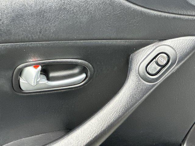 2003 Mazda MX-5 Cloth