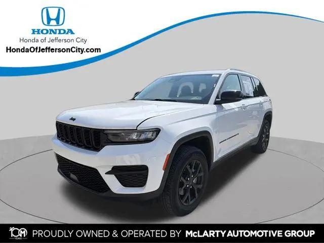 2025 Jeep Grand Cherokee Altitude 4x4 for sale in Jefferson City, MO