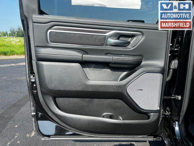 2025 Ram 1500 Laramie Crew Cab 4x4 57 Box