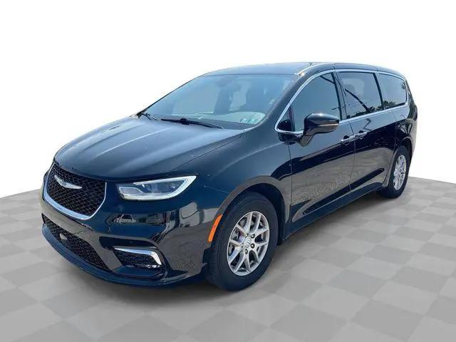 2025 Chrysler Pacifica Select for sale in Columbus, OH