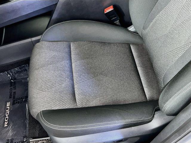 2025 Nissan Rogue SV FWD