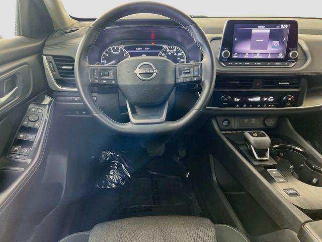 2025 Nissan Rogue SV FWD