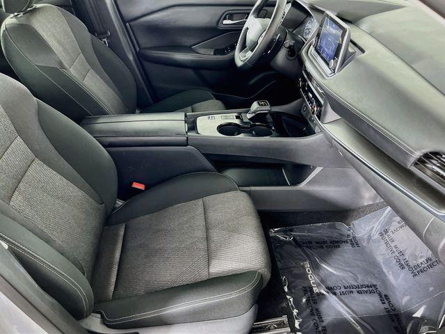 2025 Nissan Rogue SV FWD