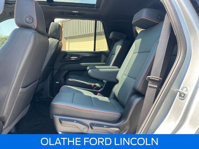 2025 GMC Yukon 4WD AT4