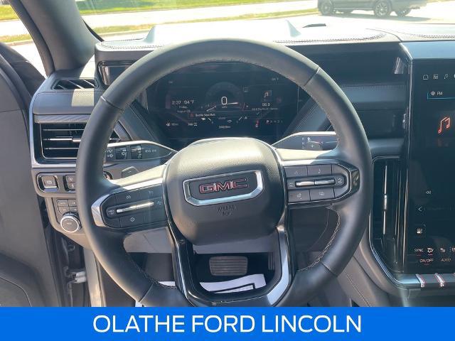 2025 GMC Yukon 4WD AT4