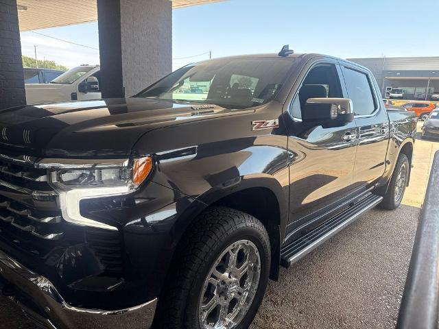 2023 Chevrolet Silverado 1500 4WD Crew Cab Short Bed LTZ for sale in Waxahachie, TX