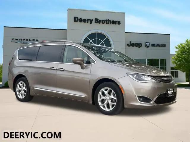 2017 Chrysler Pacifica Touring-L Plus for sale in Iowa City, IA