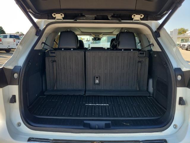 2021 Toyota Highlander Platinum