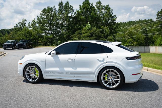 2024 Porsche Cayenne E-Hybrid S