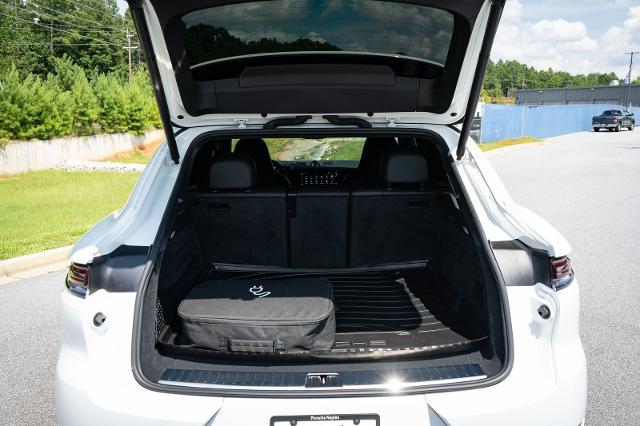 2024 Porsche Cayenne E-Hybrid S
