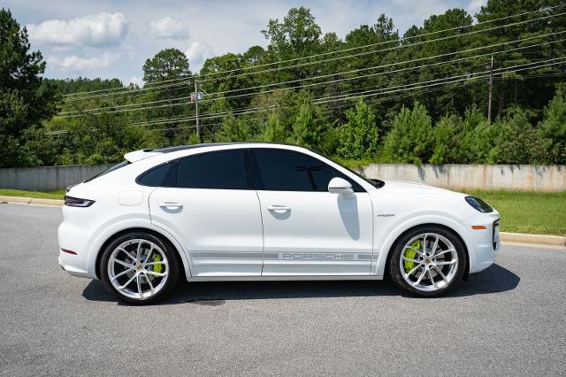2024 Porsche Cayenne E-Hybrid S