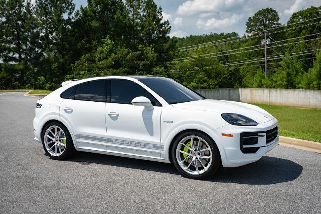 2024 Porsche Cayenne E-Hybrid S