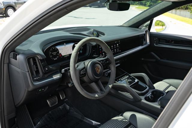 2024 Porsche Cayenne E-Hybrid S