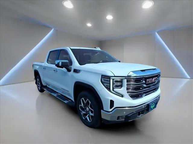 2024 GMC Sierra 1500 4WD Crew Cab Short Box SLT for sale in Freeport, IL