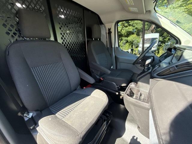 2019 Ford Transit 130 WB Low Roof Cargo