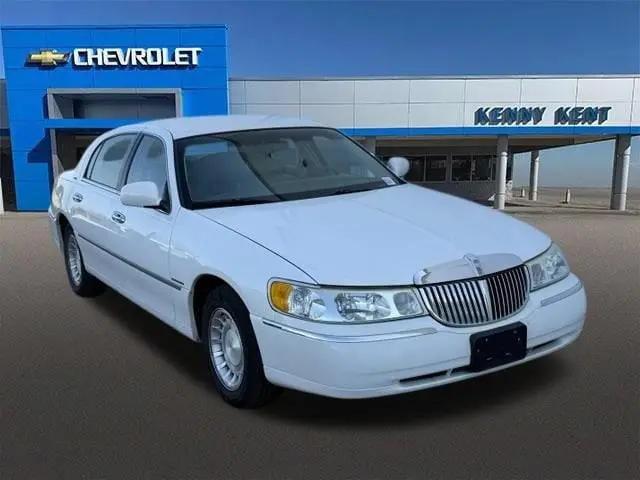 2002 Lincoln Town Car Executive for sale in Evansville, IN