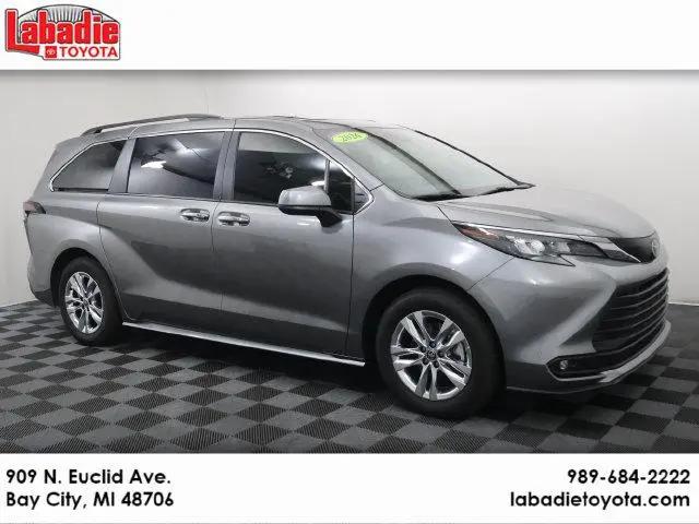 2026 Toyota Sienna XLE for sale in Bay City, MI