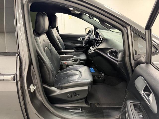 2019 Chrysler Pacifica Touring L Plus