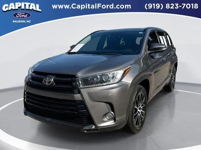2017 Toyota Highlander SE for sale in Raleigh, NC