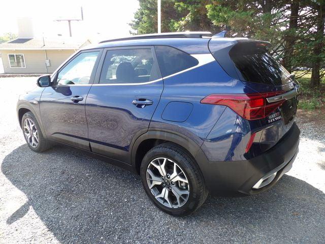 2021 Kia Seltos EX 2021 Kia Seltos EX
