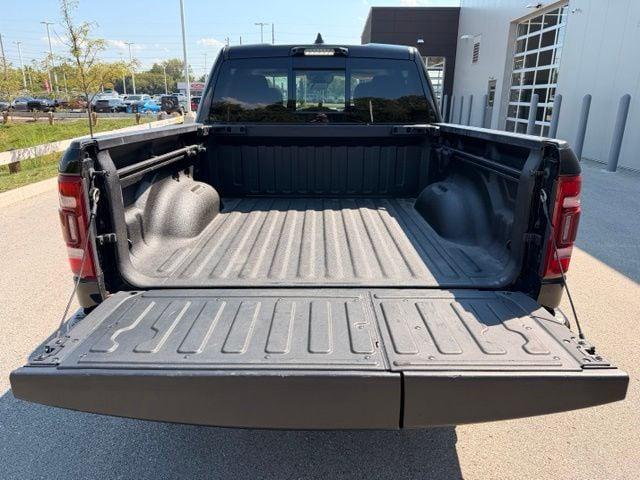 2024 Ram 1500 Limited Crew Cab 4x4 57 Box